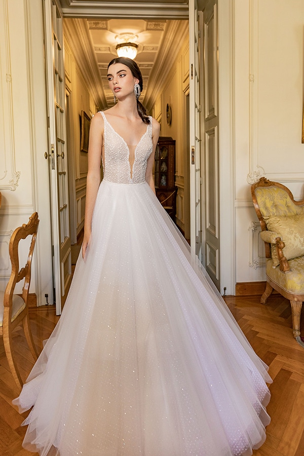 luxurious-wedding-dresses-aristocratic-bridal-look-costantino_06
