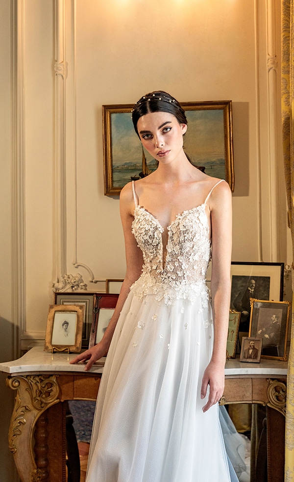 luxurious-wedding-dresses-aristocratic-bridal-look-costantino_22