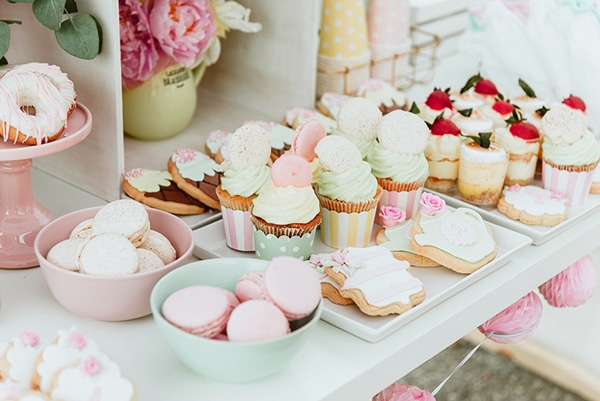 beautiful-sweet-girl-baptism-ideas-theme-french-patisserie_03