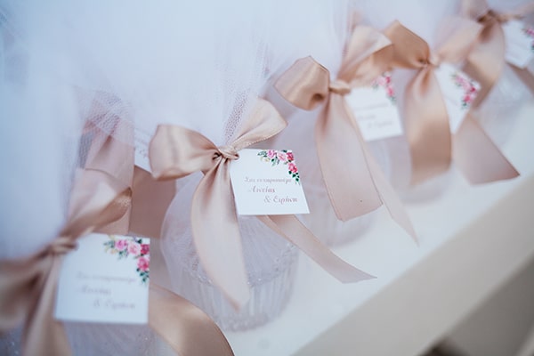 lovely-summer-wedding-athens-romantic-details_10w