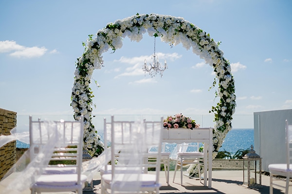 fall-wedding-paphos-white-green-hues_12x