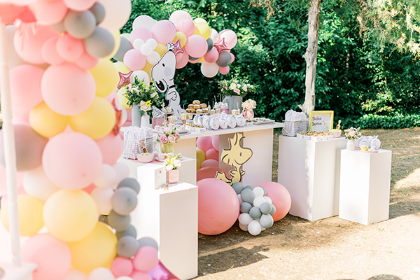 unique-girl-baptism-ideas-pink-yellow-hues-themed-snoopy_21