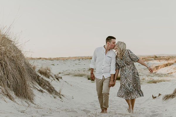 romantic-prewedding-shoot-magical-shoots-next-to-the-beach_13
