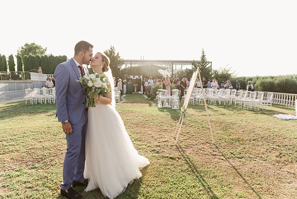 civil-wedding-thessaloniki-white-roses_17