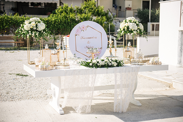 elegant-summer-wedding-serres-white-flowers_13