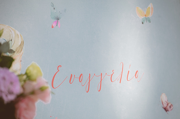 beautiful-girl-baptism-decoration-ideas-balloons-flowers-butterflies_05