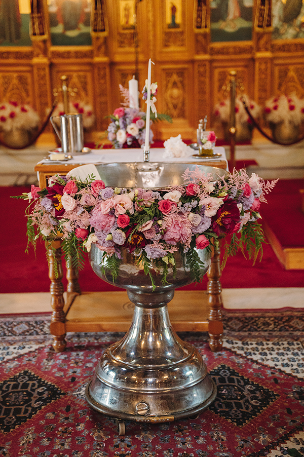 impressive-floral-decoration-baptism-girl-athens_04x