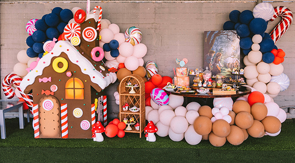 joyful-decoration-balloons-sweets-twins-birthday_01