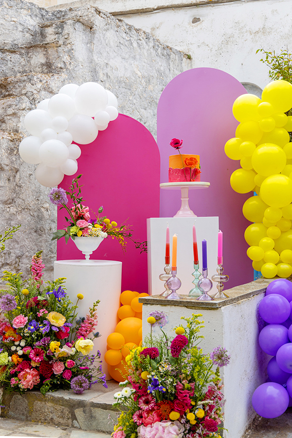 colorful-spring-baptism-tinos-island-beautiful-florals-balloons_09