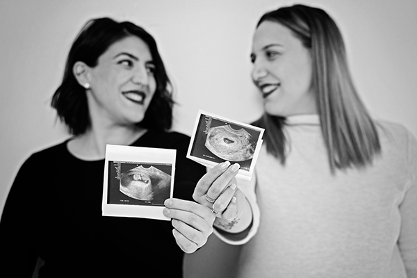 adorable-sisters-maternity-photoshoot_03