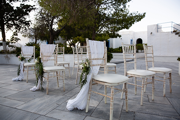 beautiful-wedding-decoration-ideas-kea-lovely-flowers-greenery_02