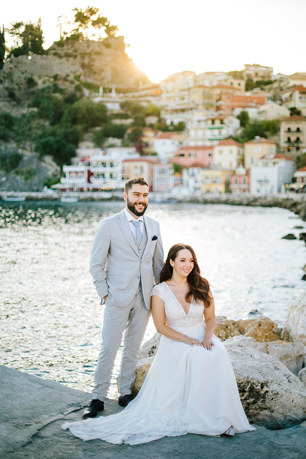 beautiful-fall-wedding-thessaloniki-white-flowers_01z