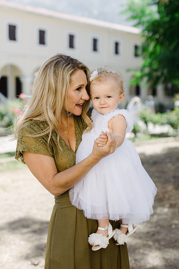 cute-summer-girl-baptism-argostoli-tropical-theme_01x