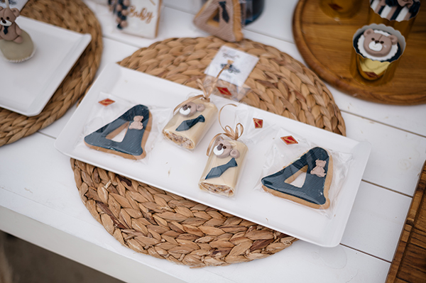 boy-baptism-decoration-ideas-theme-bear_05