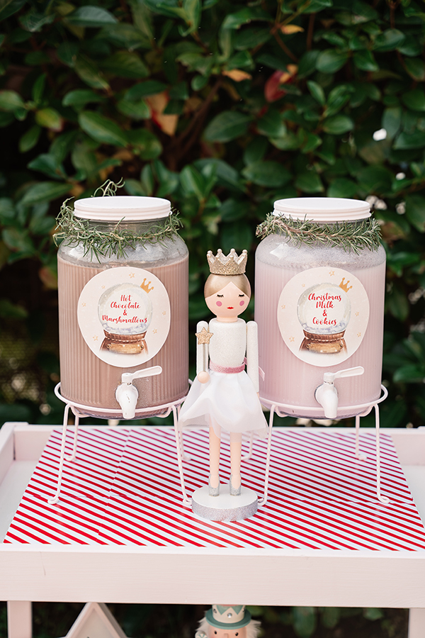 cheerful-birthday-party-christmas-decoration_14