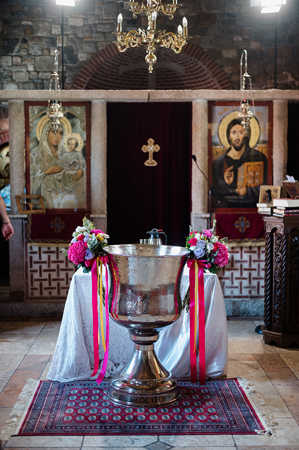 colorful-girl-baptim-decoration-ideas-romantic-flowers_06