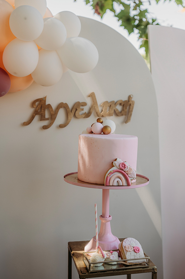 girl-baptism-decoration-ideas-earthy-hues-rainbow-theme_04