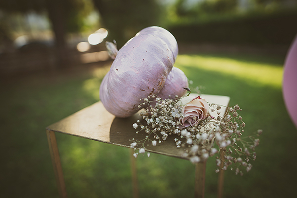 girl-baptism-decoration-ideas-pumpkin-pink-hues_06