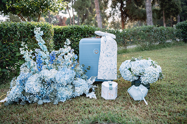 gorgeous-fall-boy-baptism-thessaloniki-light-blue-hues_07