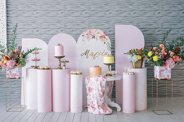 pretty-decorative-ideas-girl-baptism-dusty-pink-hues_01
