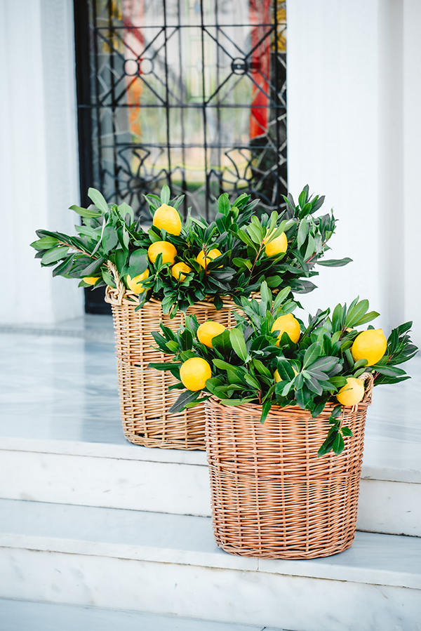 beautiful-ideas-boy-baptism-theme-lemons_12