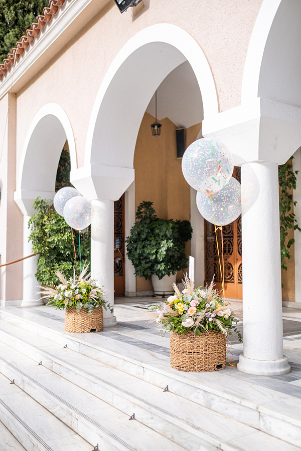 girly-girl-baptism-decoration-pastel-hues_01x