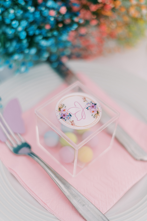 colorful-ideas-girl-baptism-baby-breath_04