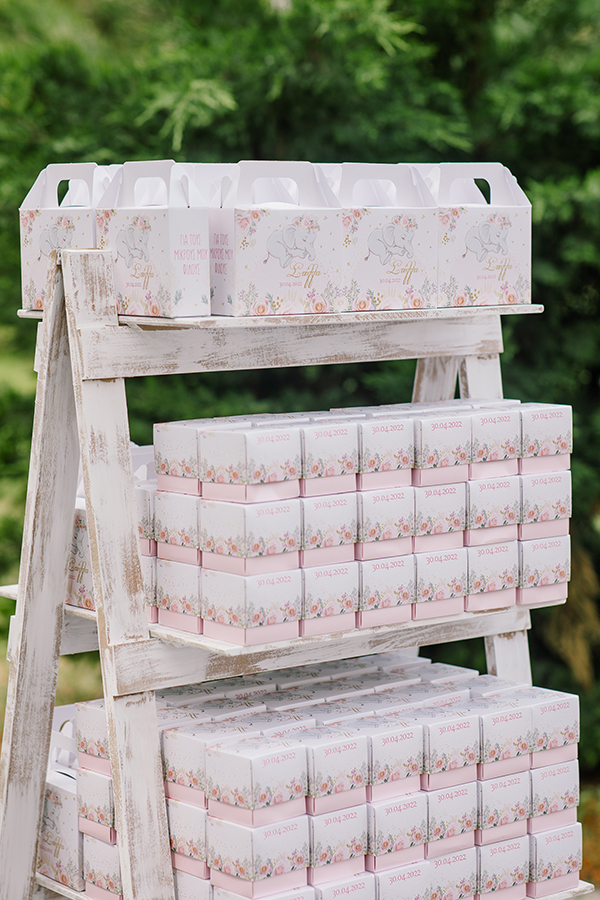 girl-baptism-ideas-pink-colors-theme-little-elephant_09