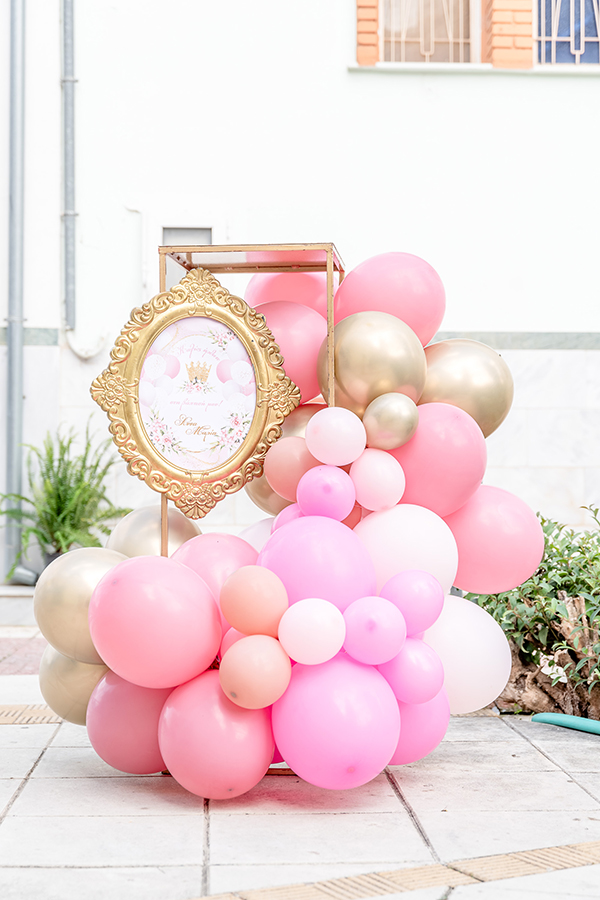 pinky-girl-baptism-ideas-romantic-flowers_12