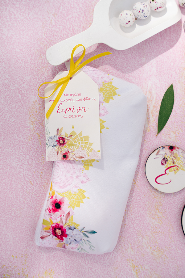 romantix-girl-baptism-ideas-pink-beige-colors_04x