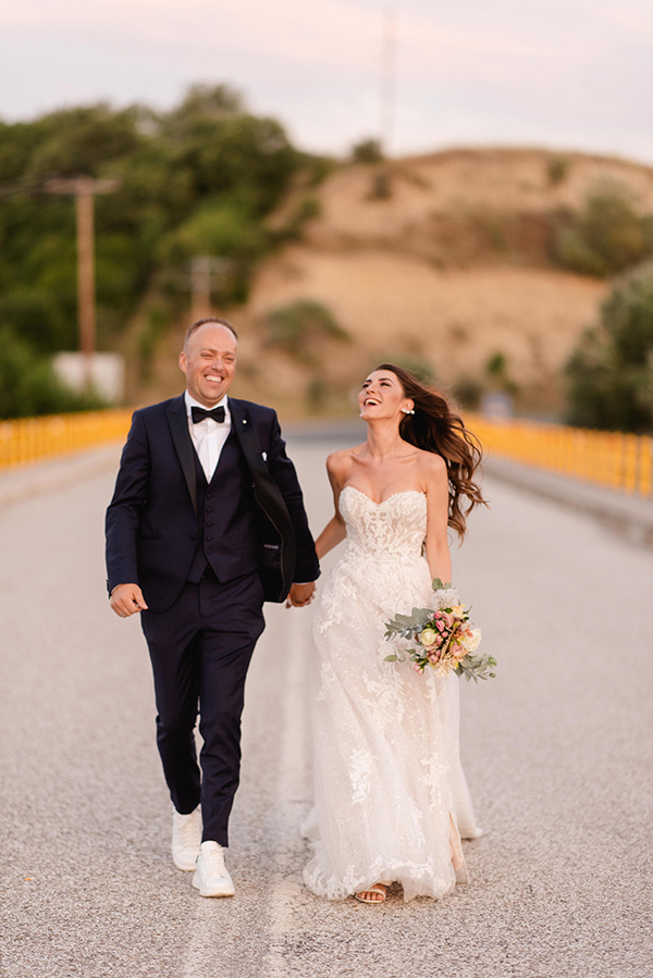 romantic-wedding-kozani-gorgeous-pastel-flowers_01