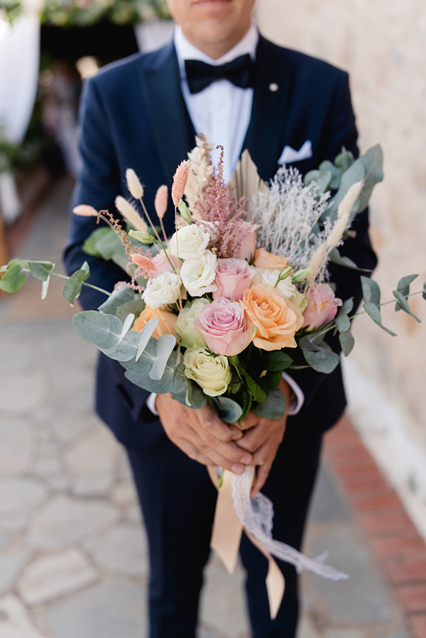 romantic-wedding-kozani-gorgeous-pastel-flowers_12
