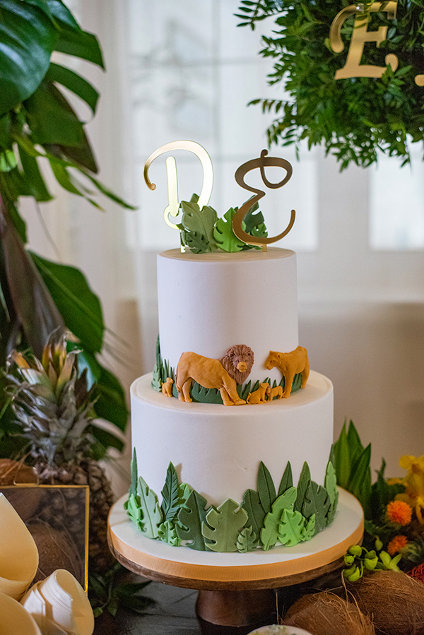 beautiful-decorative-baptism-ideas-tropical-safari_12