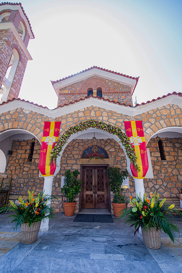 beautiful-decorative-baptism-ideas-tropical-safari_20