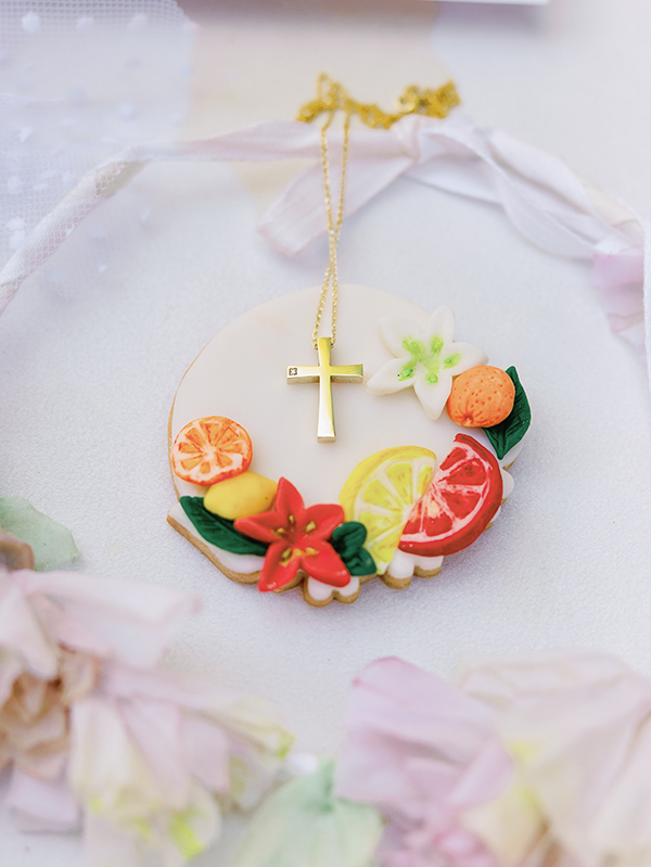 citrus-inspired-baptism-prettiest-flowers_16