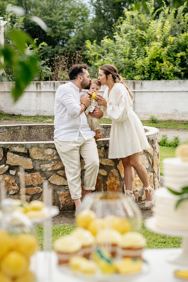 bright-fun-lemon-theme-baptism_02