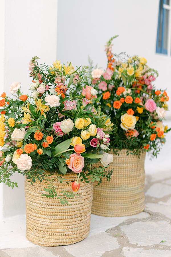 pretty-and-bright-wedding-tinos-wild-flowers_12