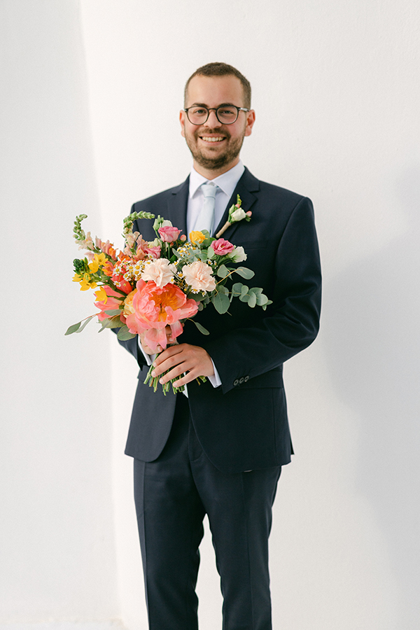 pretty-and-bright-wedding-tinos-wild-flowers_13