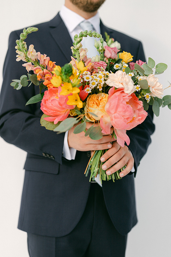 pretty-and-bright-wedding-tinos-wild-flowers_14