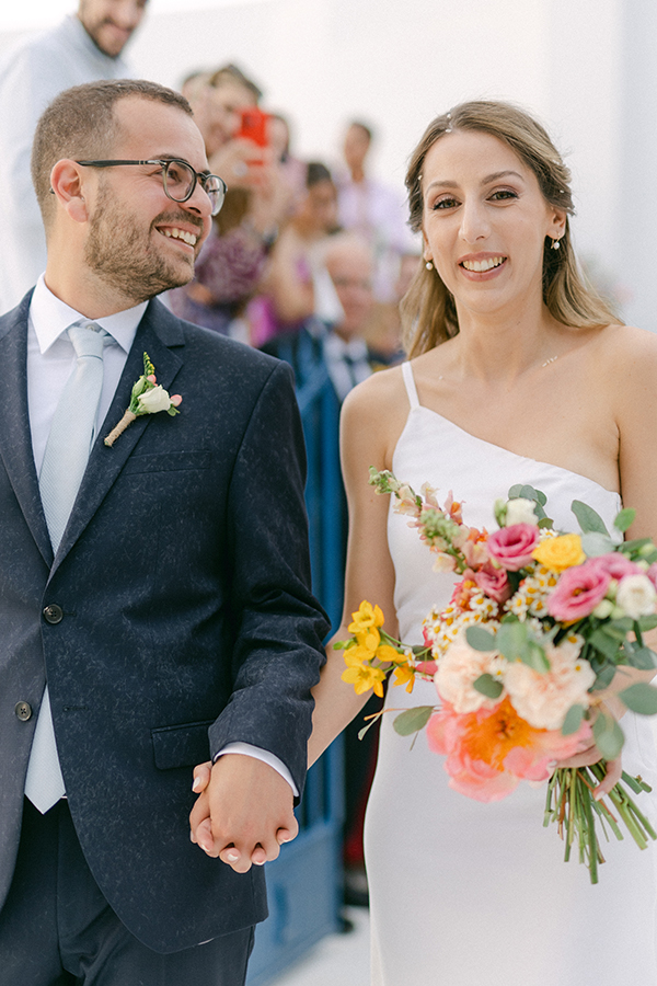 pretty-and-bright-wedding-tinos-wild-flowers_27