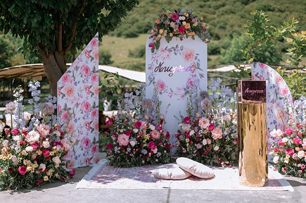 pretty-girl-spring-baptism-pink-florals_02