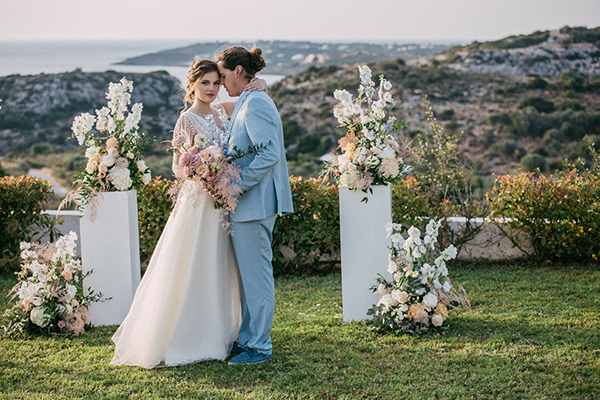 untra-romantic-styled-shoot-chania_01