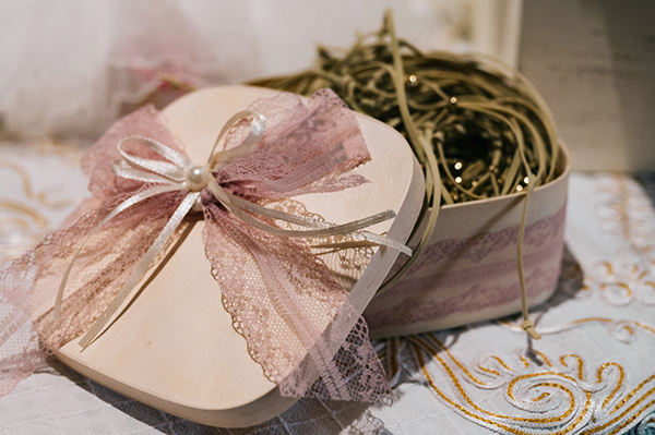 beautiful-floral-themed-baptism_04