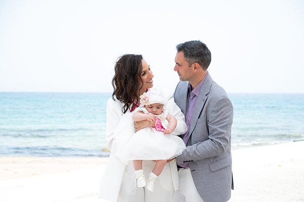 beautiful-floral-themed-baptism_09