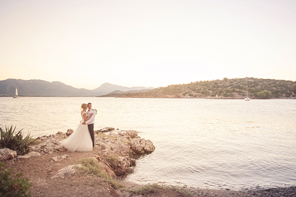 beautiful-military-wedding-daskalio-heart-shaped-greek-island_21