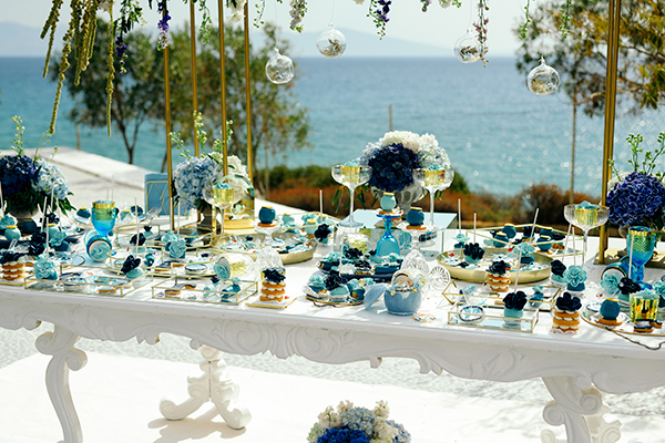 decorative-baptism-ideas-royal-blue-hues_04