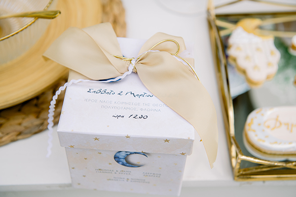 cute-baptism-decoration-ideas-moon-theme_07