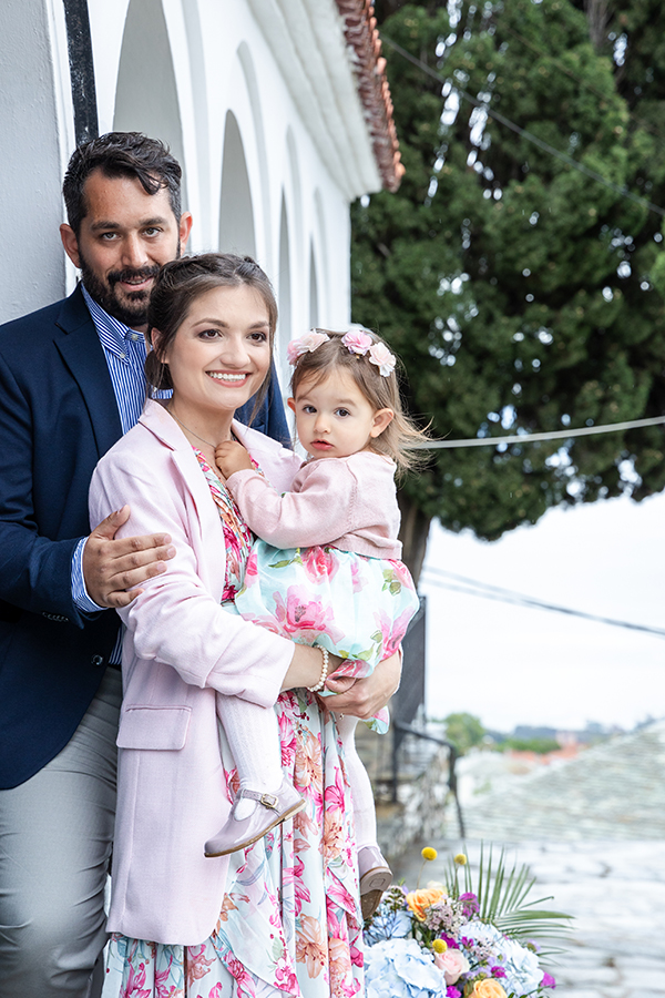 colorful-romantic-baby-girl-baptism-beautiful-arch_05