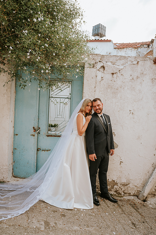 cretan-wedding-white-flowers-olive-branches_01