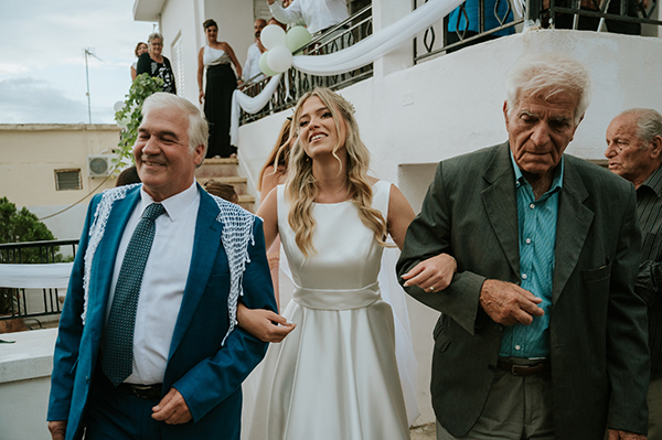 cretan-wedding-white-flowers-olive-branches_11